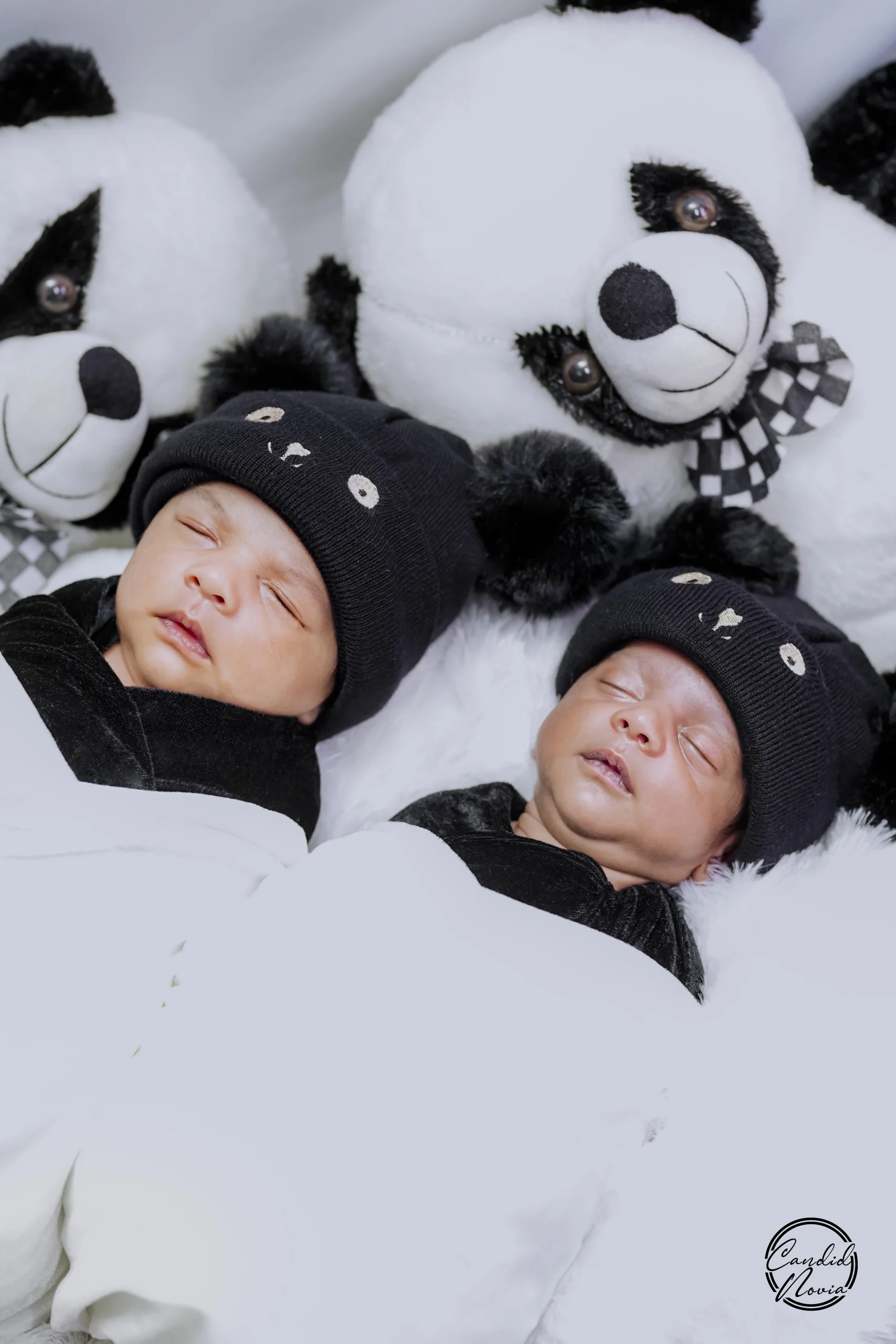 Aparna & Akhil – Newborn Shoot for Twins