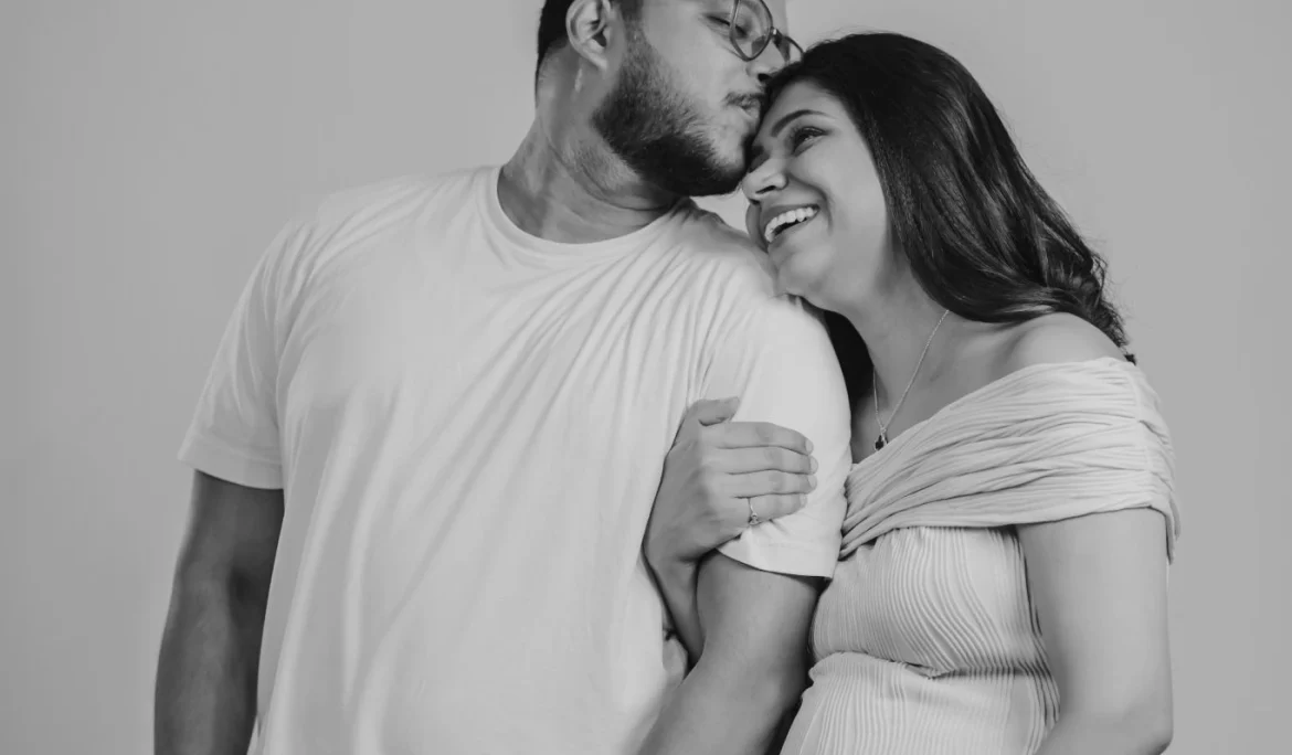 Unique Maternity Photoshoot Themes for Modern Moms